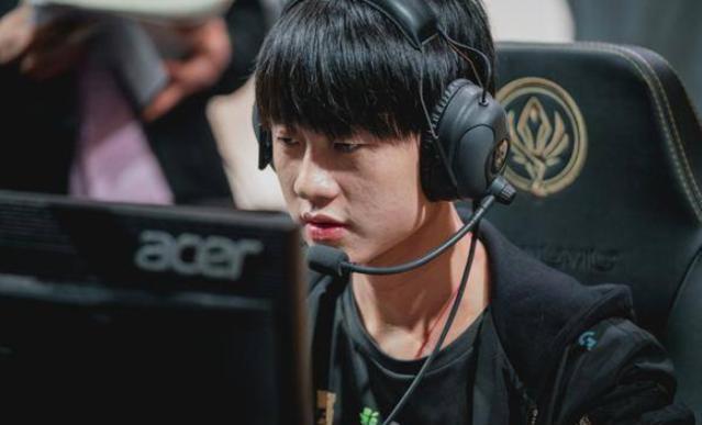 2025LPL夏季赛常规赛第一周最数据：FoFo获得首周最高KDA